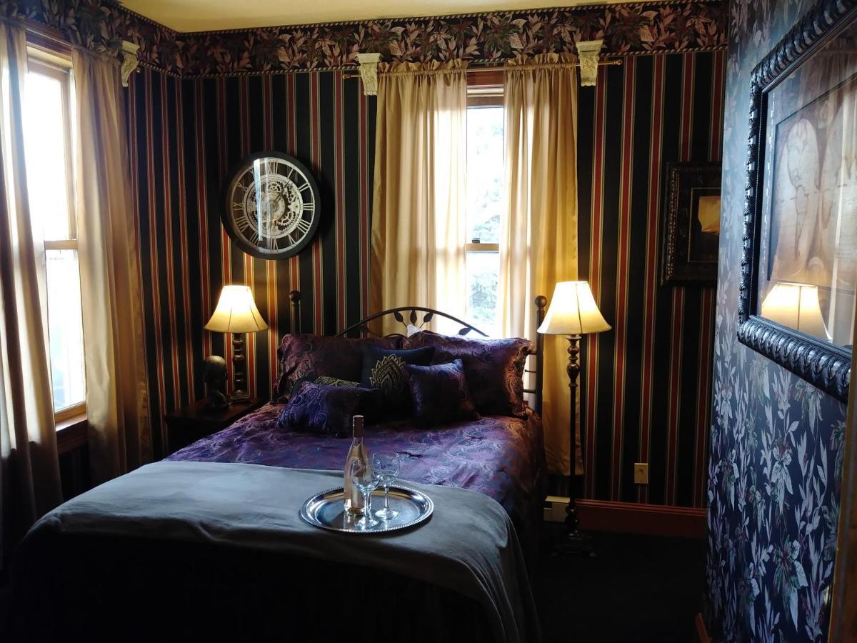 The Thayer Hotel Annandale Buitenkant foto