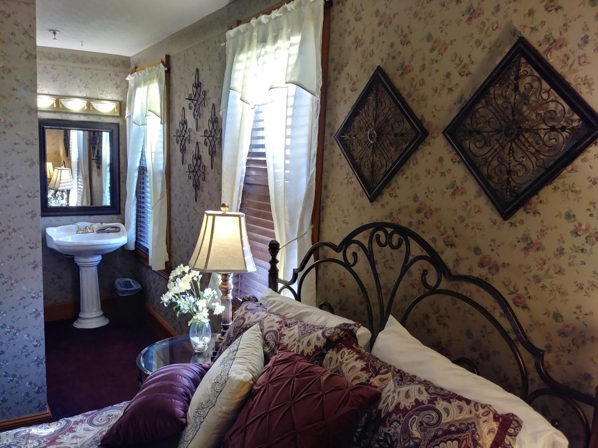 The Thayer Hotel Annandale Buitenkant foto
